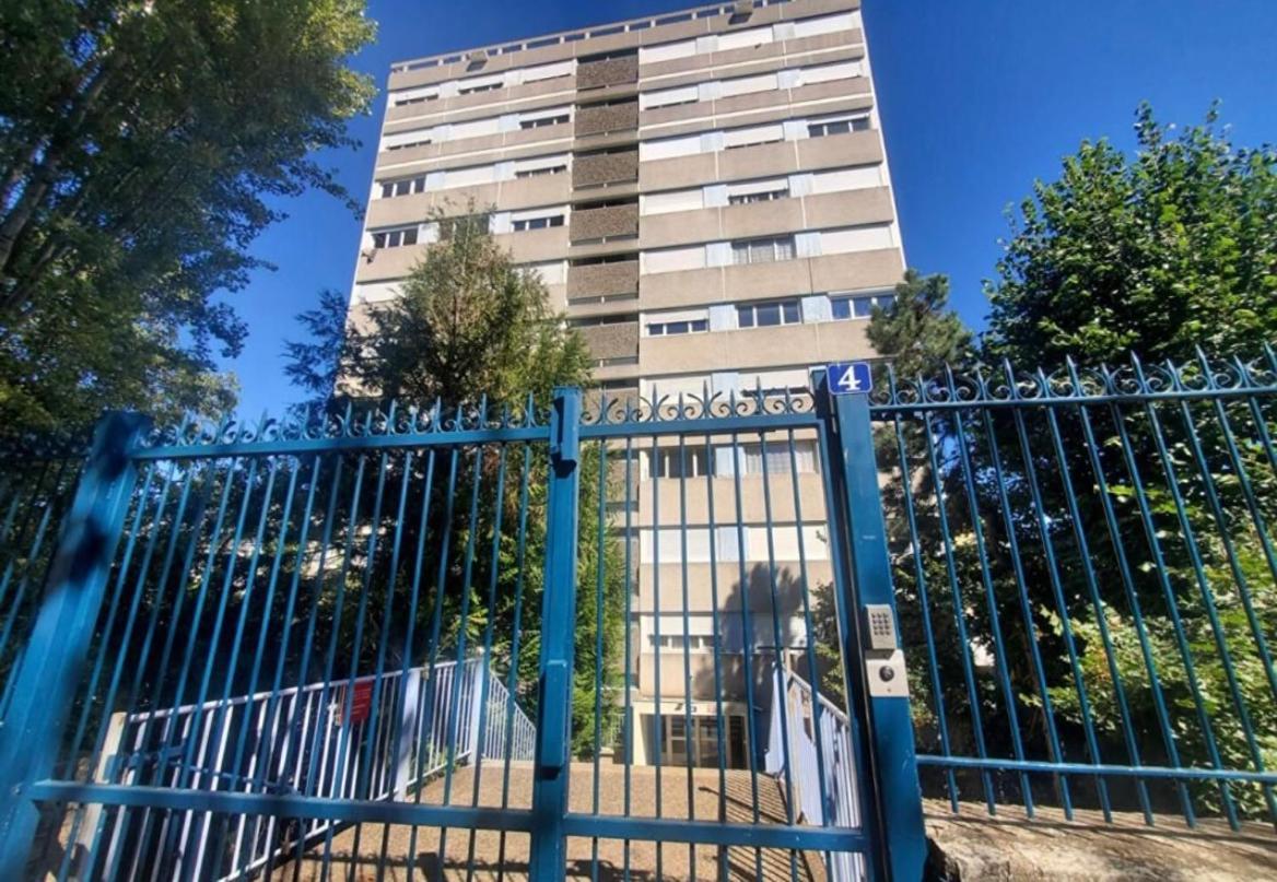 Le Roland-Garros Apartamento Chalon-sur-Saône Exterior foto